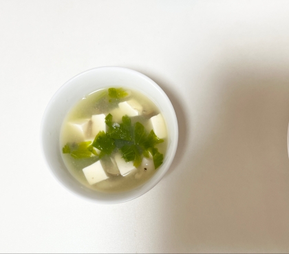 セロリだけ味噌汁