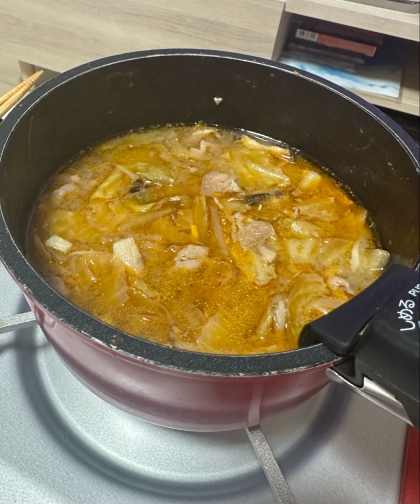ミンチがなく豚バラを小さくし、甜麺醤やごまも家になかったですが、いつもの鍋にも飽きていたのでとても濃厚で美味しかったです！！リピート確定です！