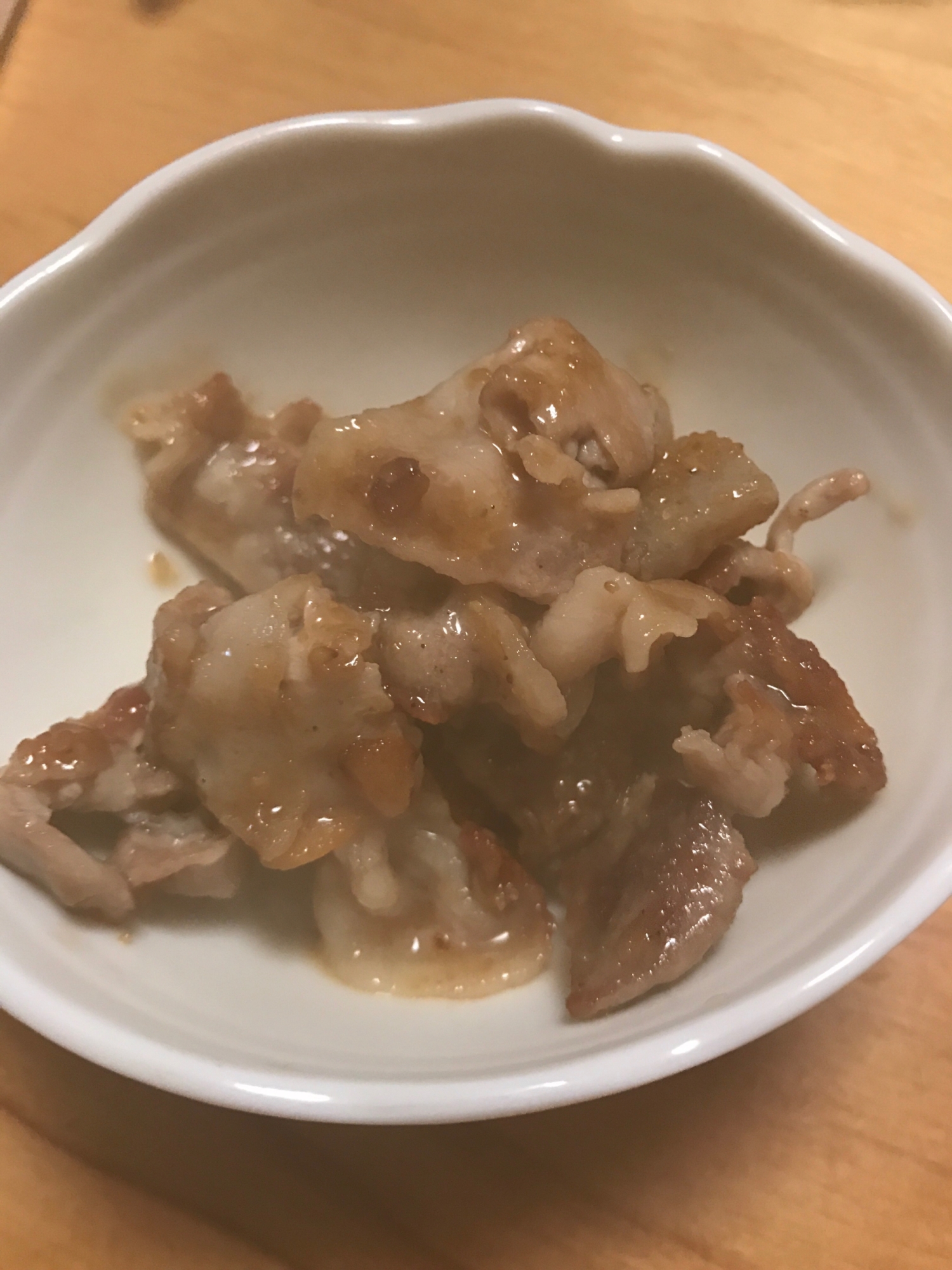 豚こま肉とこんにゃくの胡麻ポン炒め