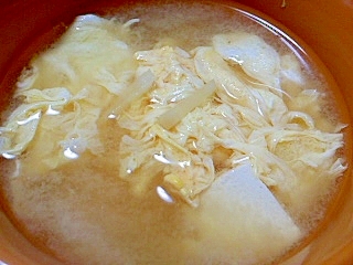 千切り生姜のかきたま味噌汁