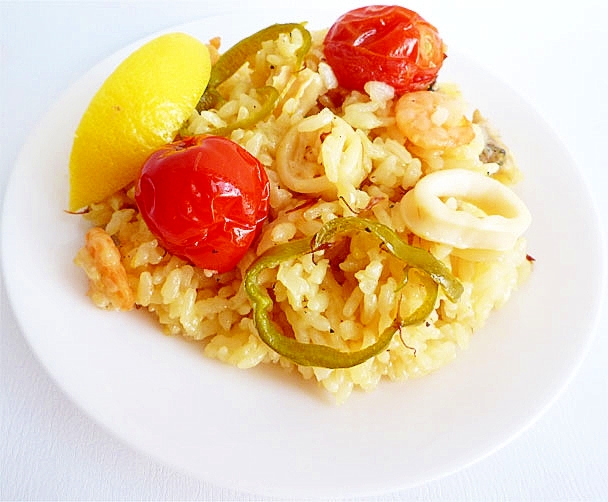 炊飯器とシーフードミックスで簡単 パエリア