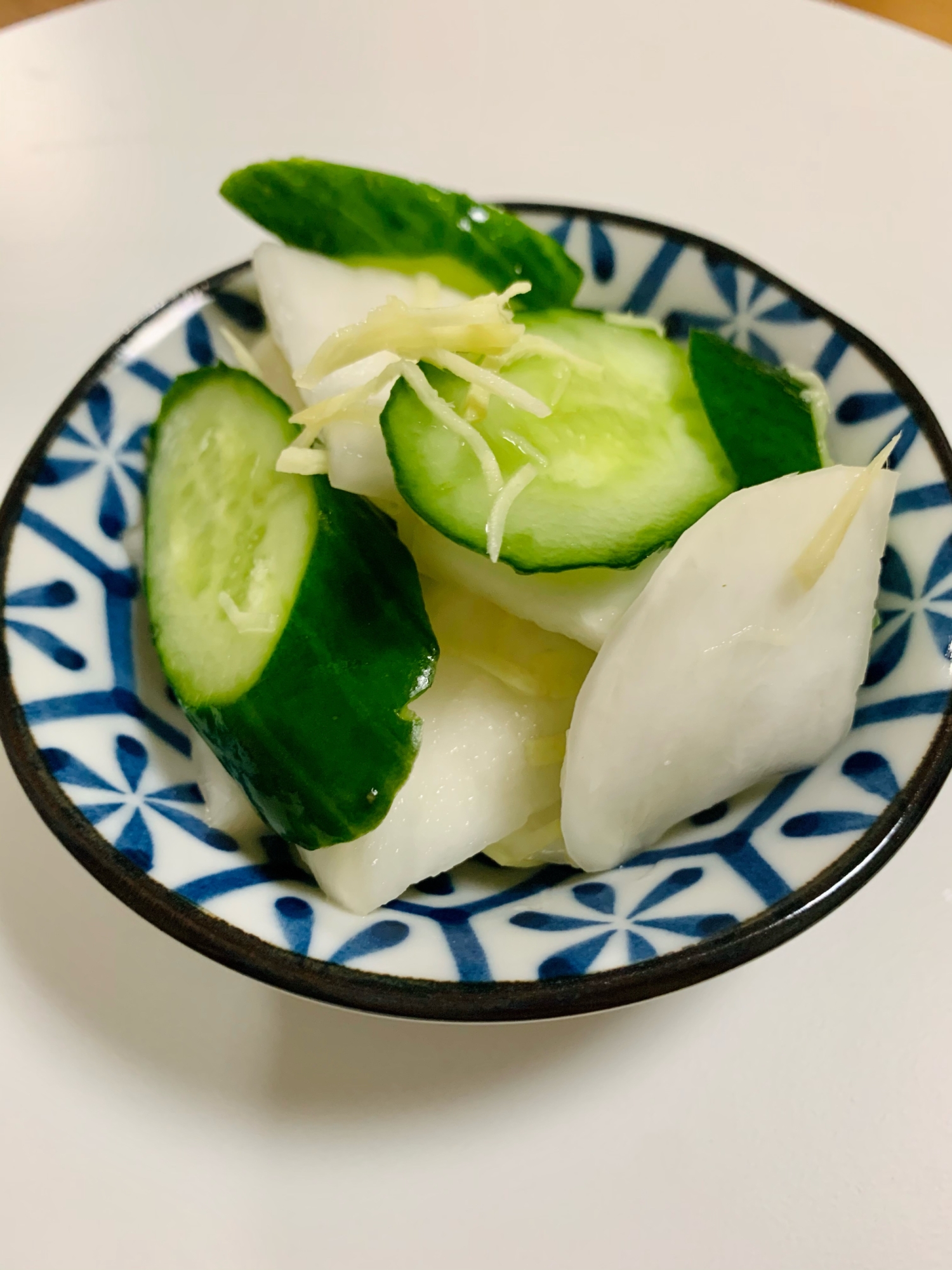 決め手は生姜 きゅうりとかぶの漬物 レシピ 作り方 By Asakich 楽天レシピ 決め手は生姜 きゅうりとかぶの漬物 レシピ 作り方 By Asakich 楽天レシピ