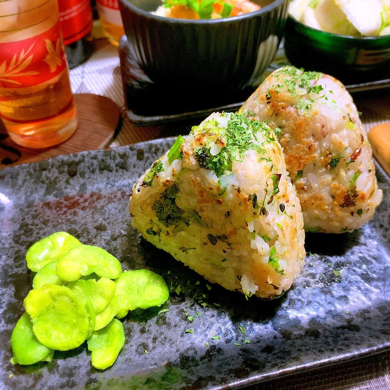 ブロッコリーとセロリ葉の洋風焼きおにぎり