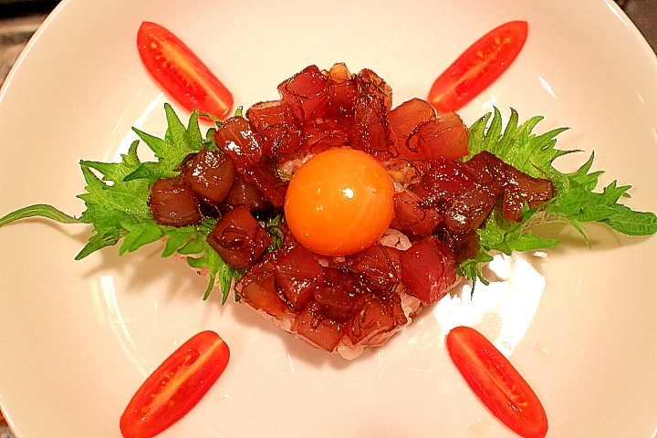 【少量のお刺身で】びんちょうまぐろの漬け丼　※ミニ