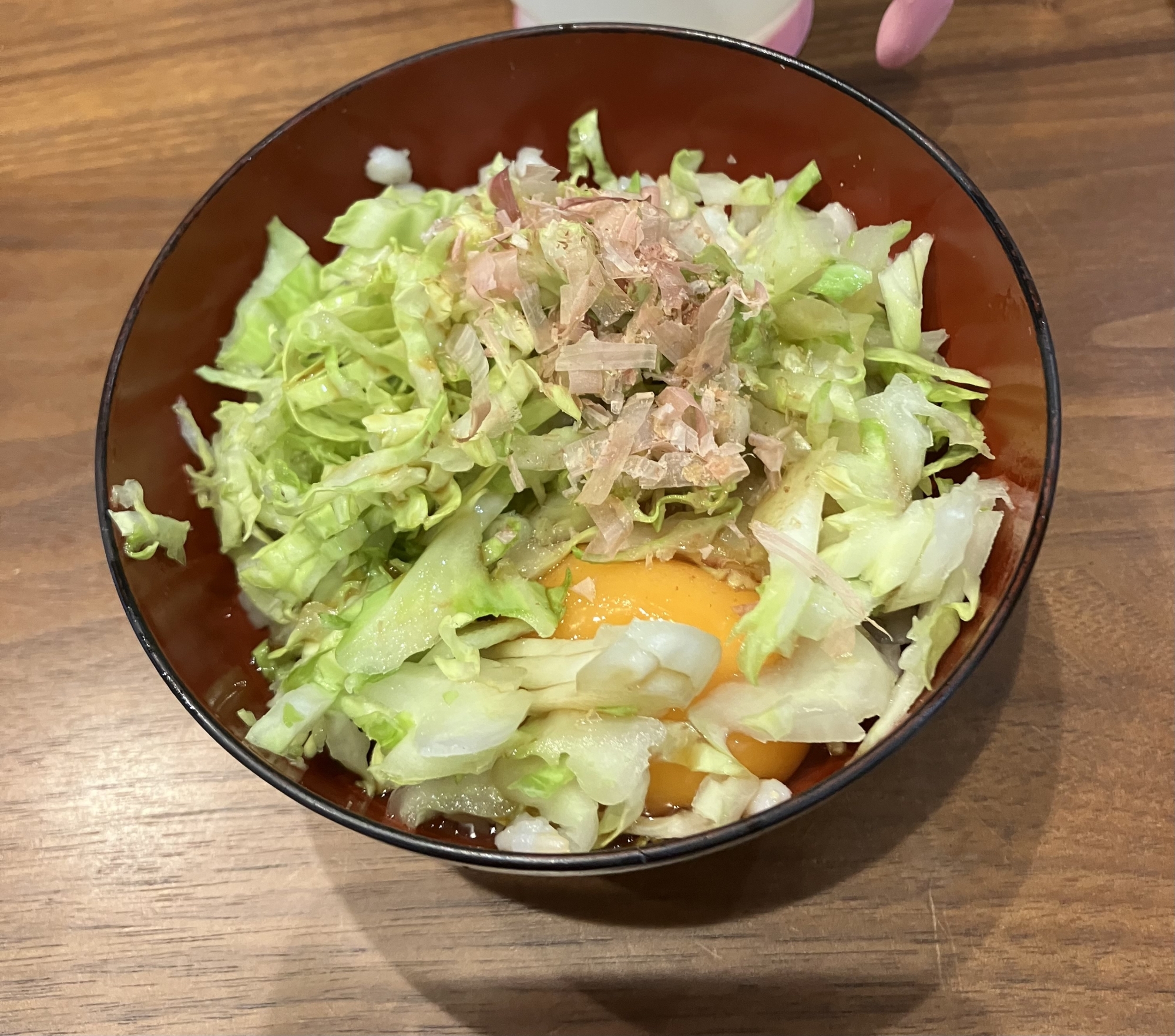 キャベツのおかか和えのサラダのせ丼