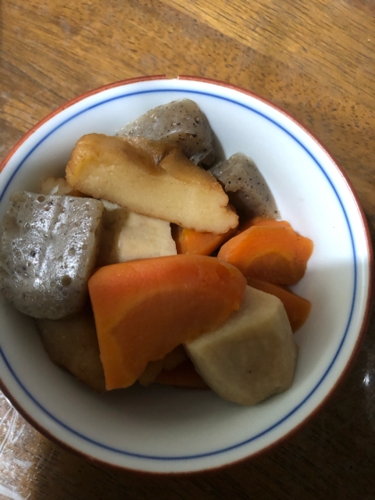 里芋と野菜入りさつま揚げの煮物