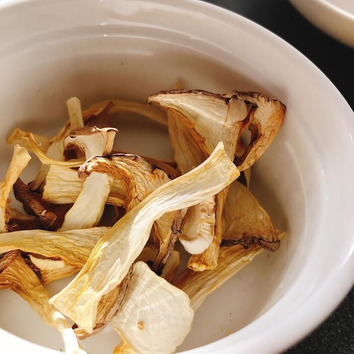 フードドライヤーで！うまみ濃縮乾燥エリンギ