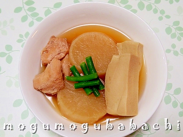 大根と高野豆腐の煮物