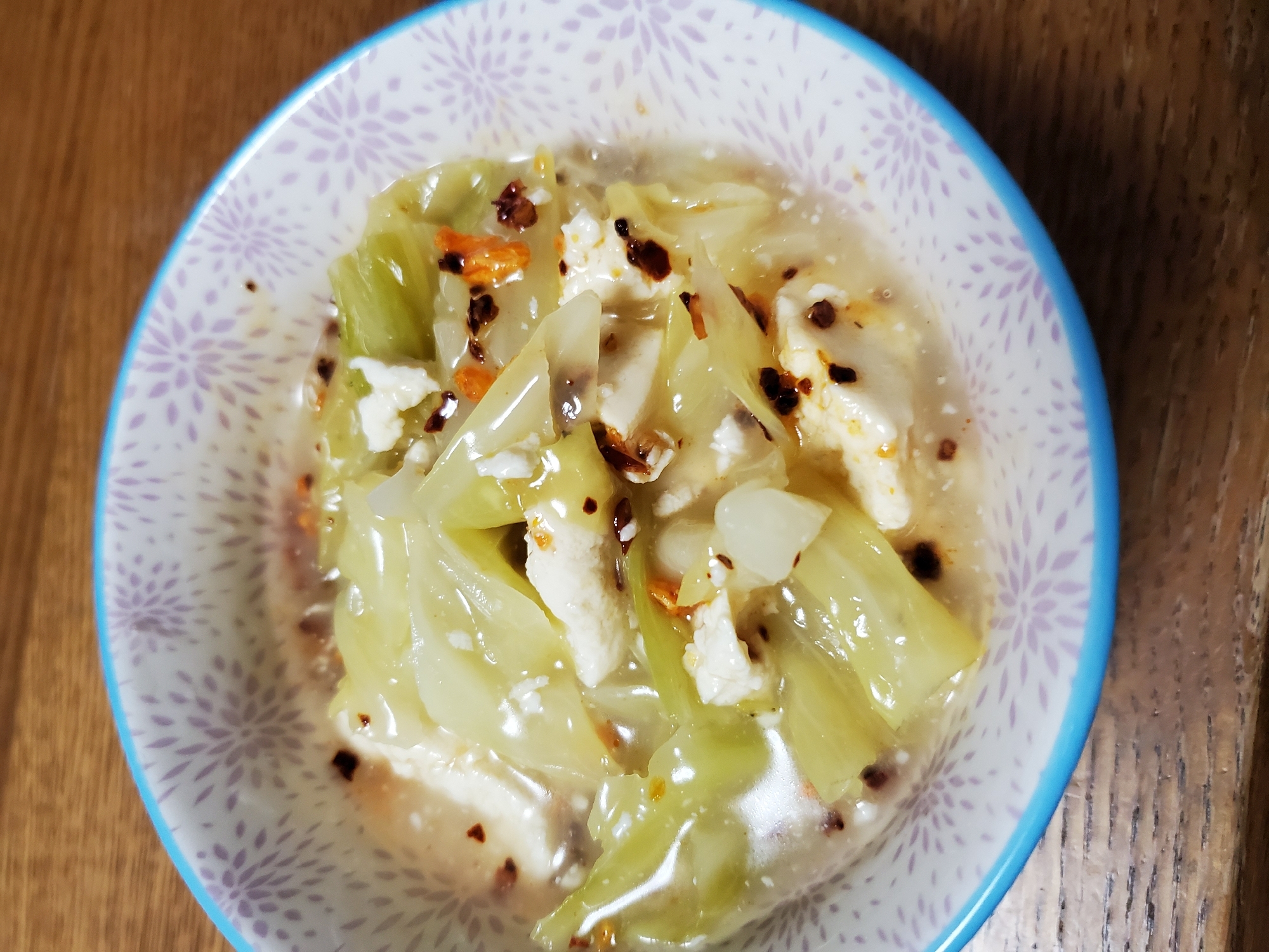 豆腐とキャベツの食べるラー油汁