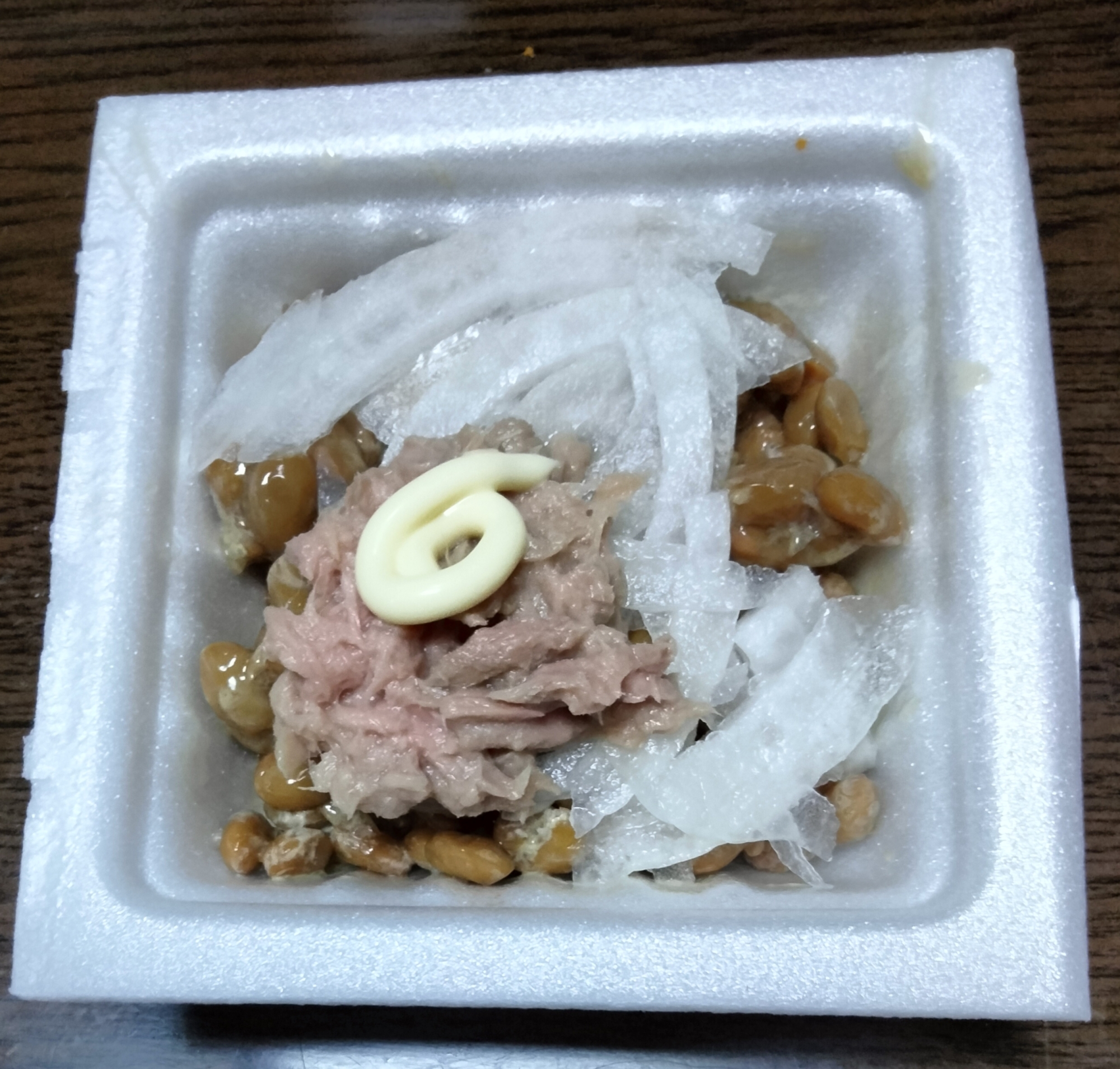 納豆アレンジ 新玉ねぎスライス&ツナマヨ