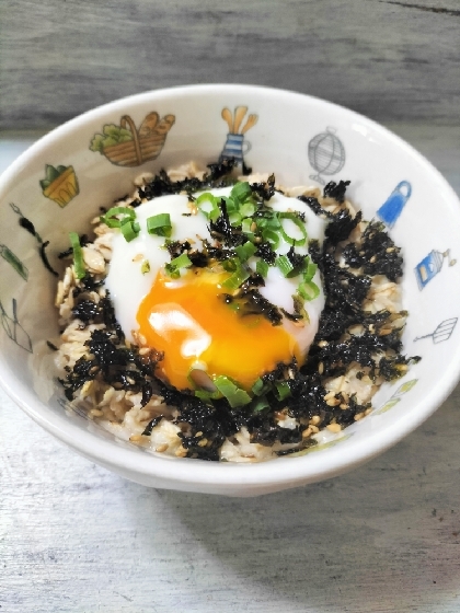 韓国のりと温玉のせ丼