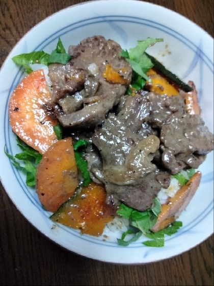 ❤️牛ハラミ丼❤️