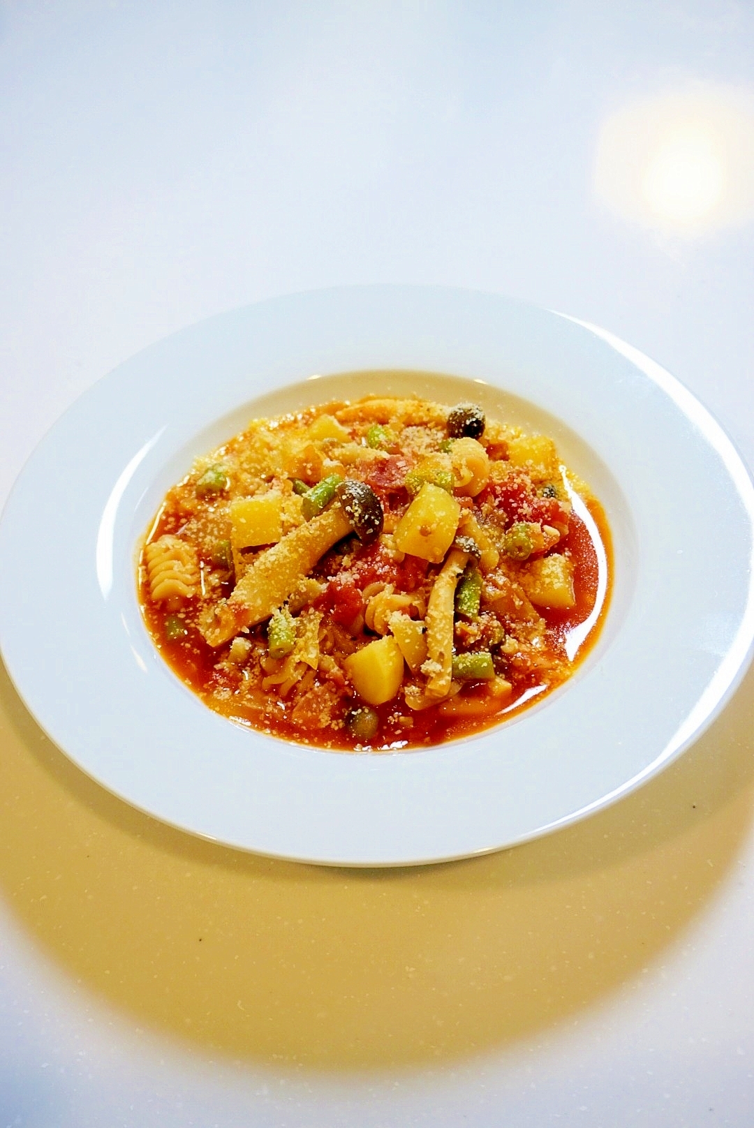 メイン料理になる！パスタ入りミネストローネ