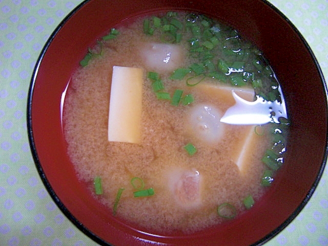 小芋と豆腐の味噌汁