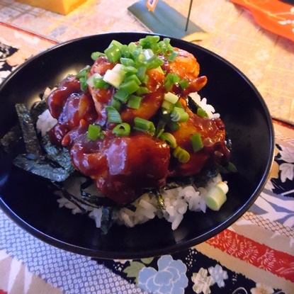 ダッカンジョン（韓国風フライドチキン）どんぶり