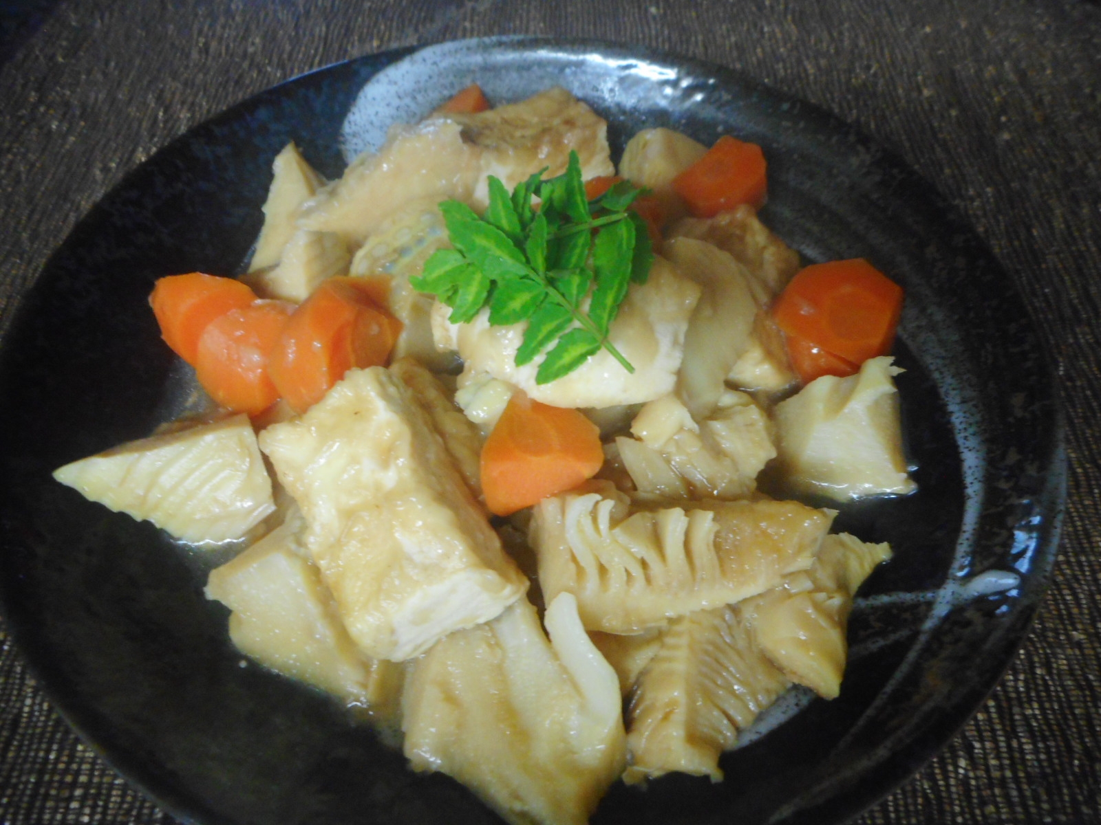 揚げ豆腐とタケノコの煮物