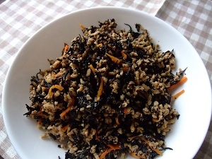 作り置きおかず　鶏そぼろひじき