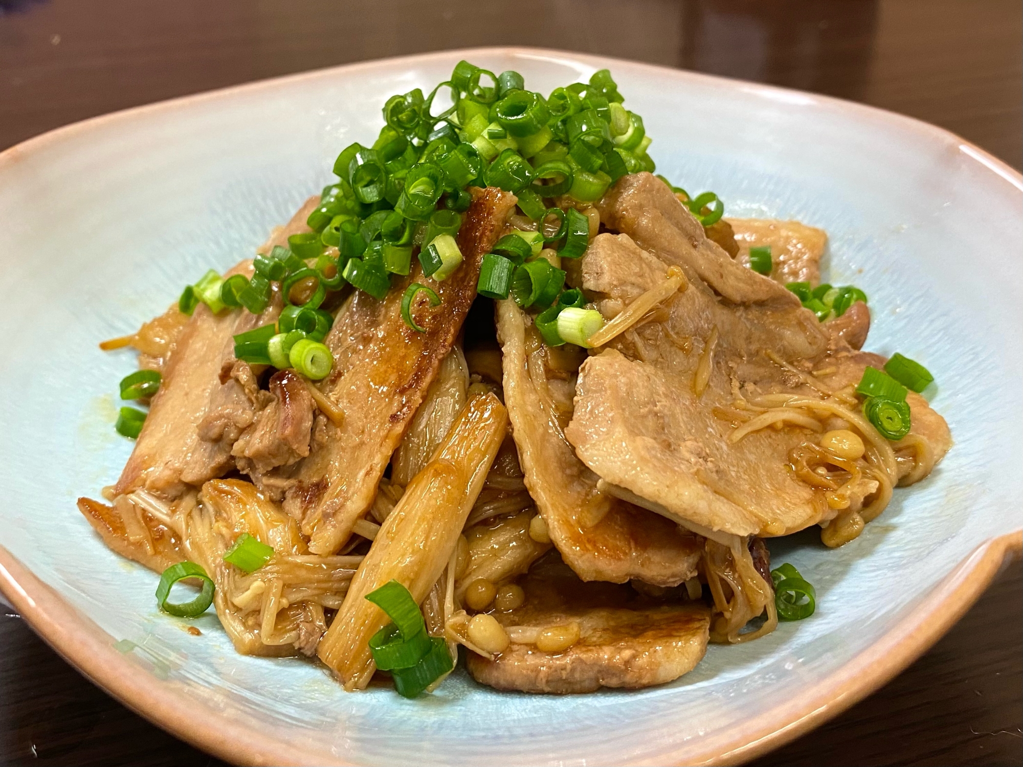 厚切りバラ肉のこってり焼き