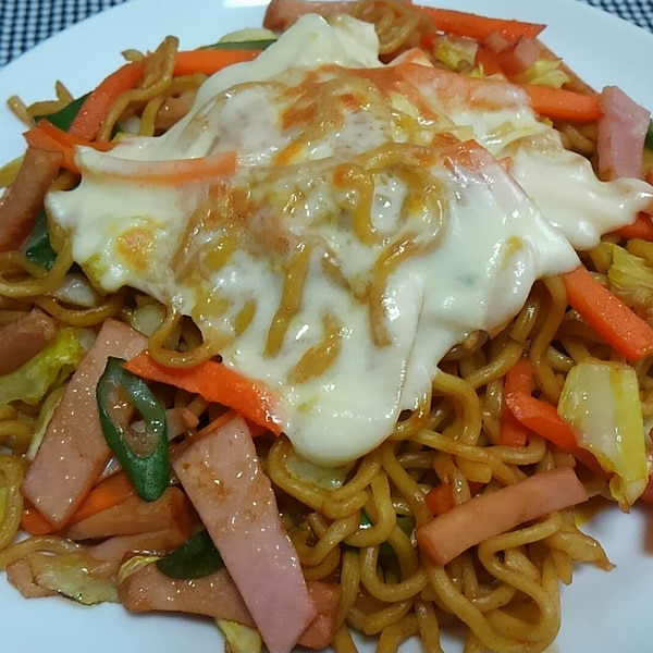 焼きチーズ焼きそば レシピ 作り方 By ミニー7015 楽天レシピ 焼きチーズ焼きそば レシピ 作り方 By ミニー7015 楽天レシピ