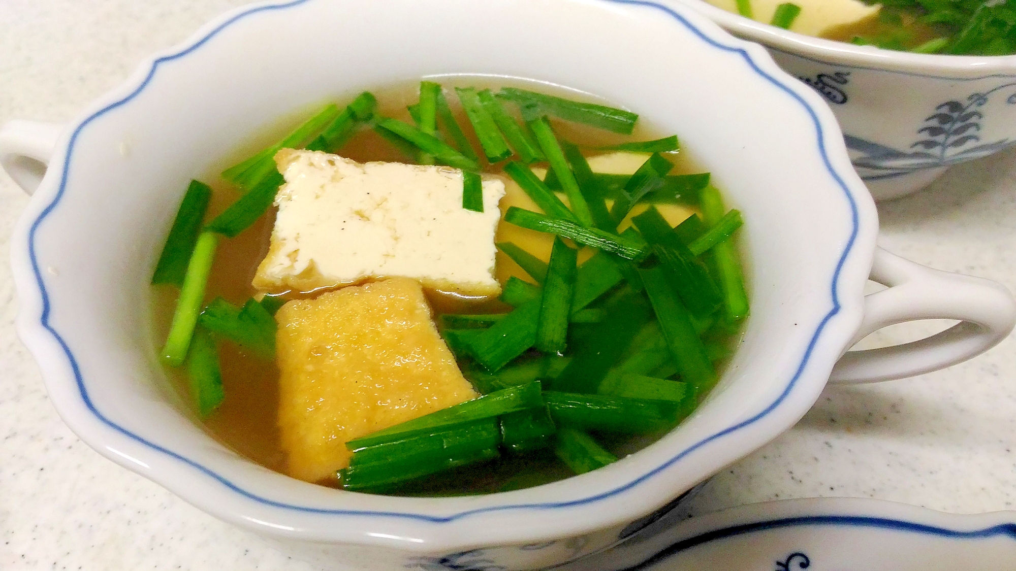 ニラと厚揚げの中華スープ