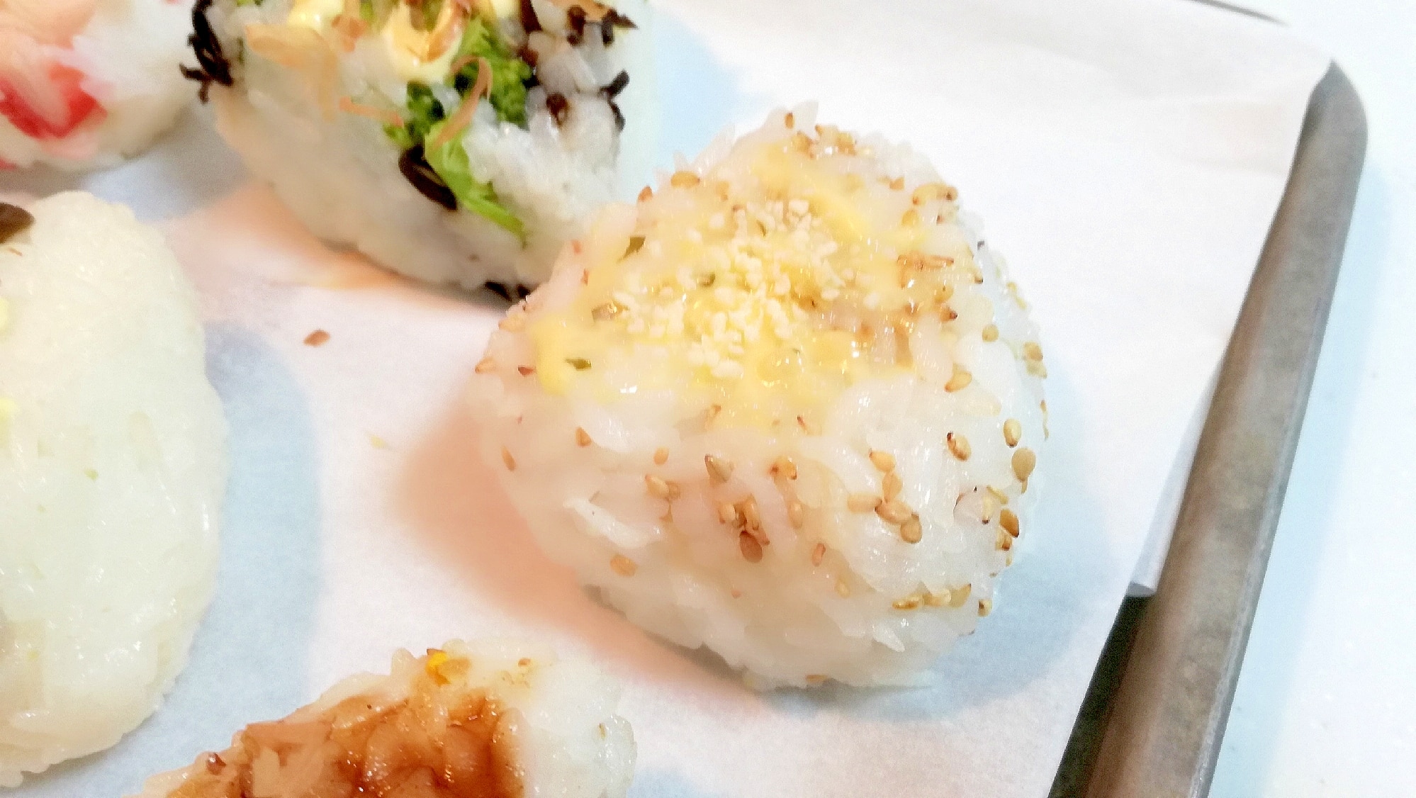 カリカリに焼いたサーモンとガーリックパルメザンチーズのレシピ