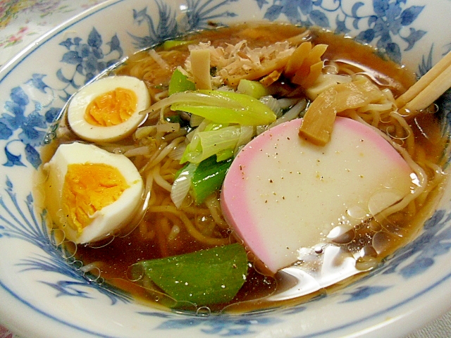 かまぼこラーメン　お正月に