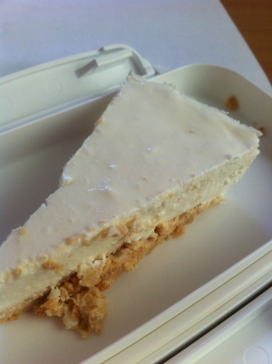 お手軽レアチーズケーキ(^^)/