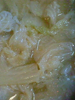 白菜と糸こんの味噌汁