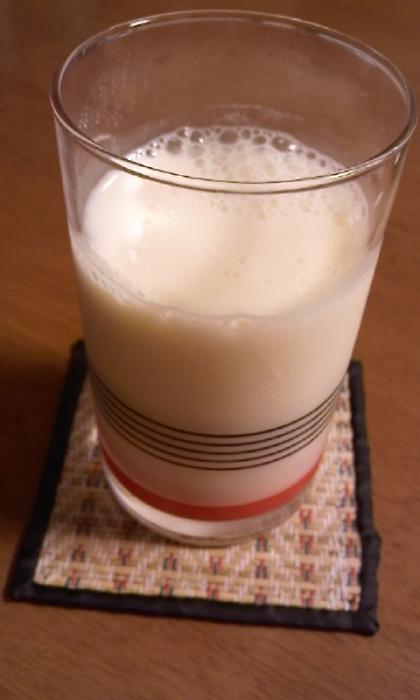 ラッシー風味で美味しかったです★！牛乳で割るのでさっぱり飲めて良いですね～´｀*