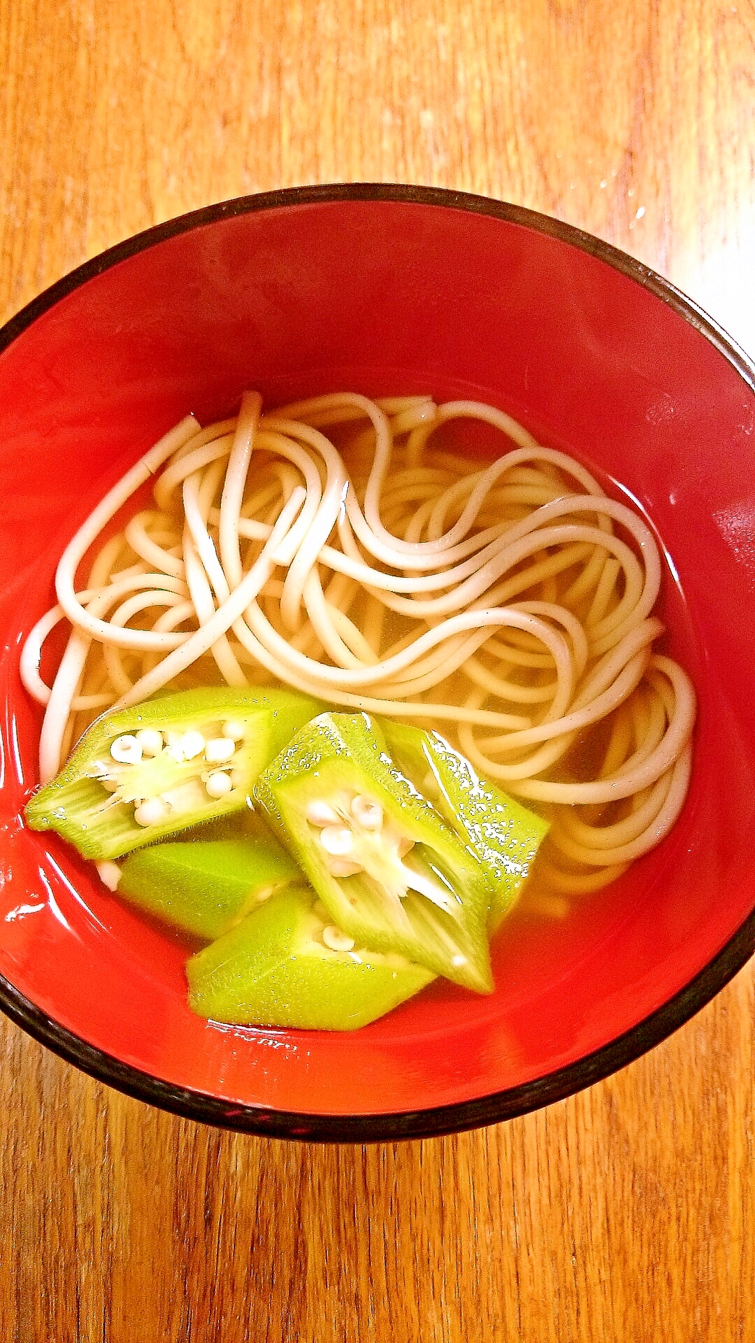 余った素麺で！　オクラとにゅうめんのお吸い物