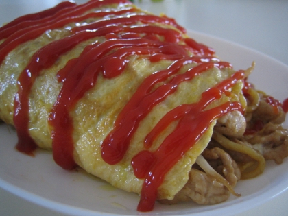 端っこから見えてますが、うまいうまいと試食のプロは食べました。簡単でうまかった！いつもありがとう！食卓が幸せですよ(^-^)