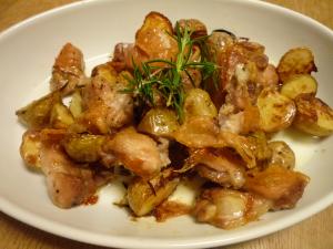 じゃがいもと鶏もものローズマリー焼き