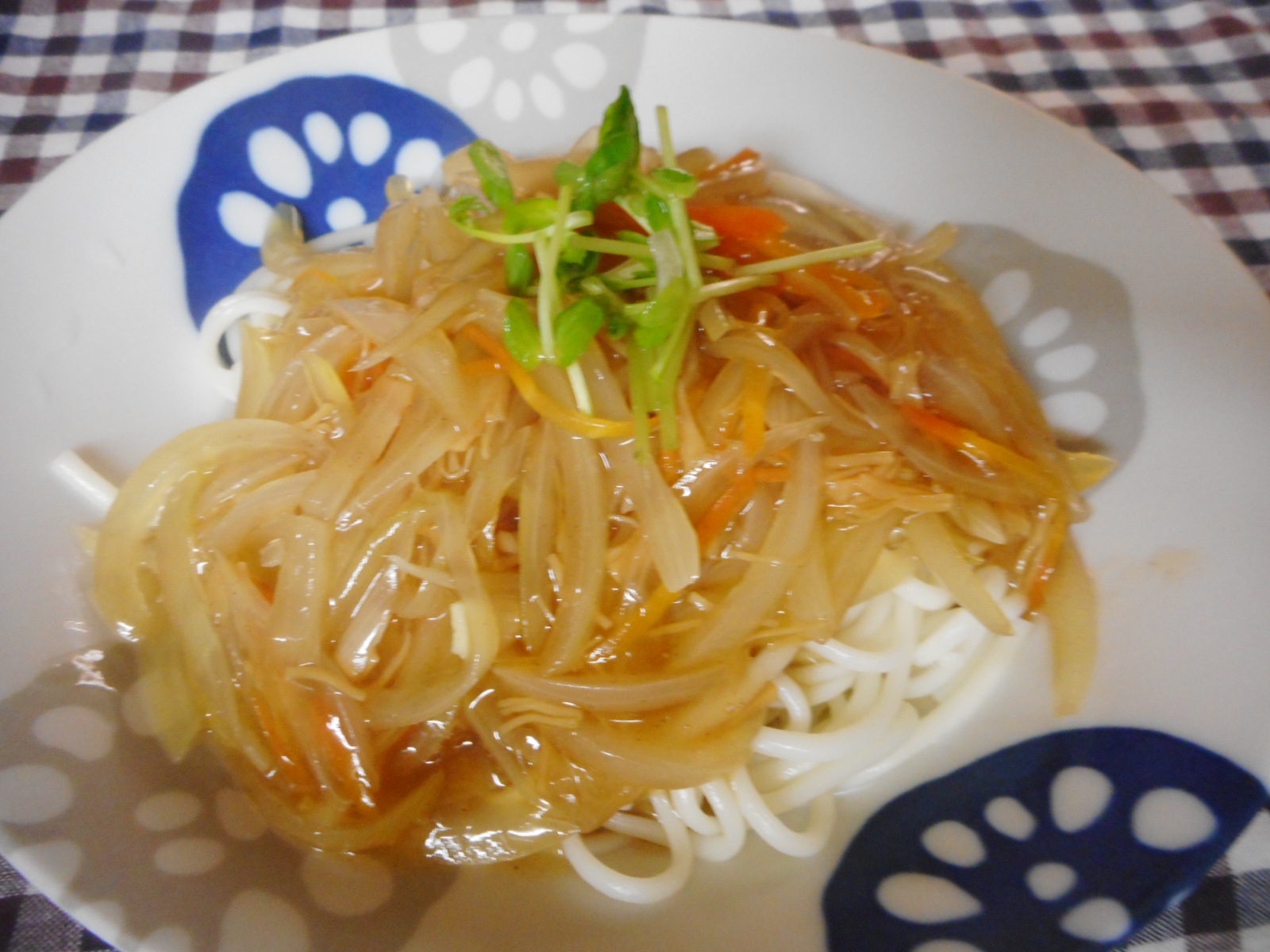 乾燥ホタテと玉ねぎのあんかけうどん