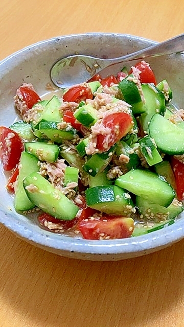 夏バテ解消 トマトきゅうりツナサラダ