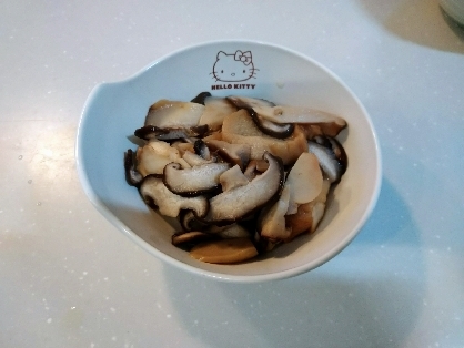 きのこは油でおいしくなるから油麩と…煮！！