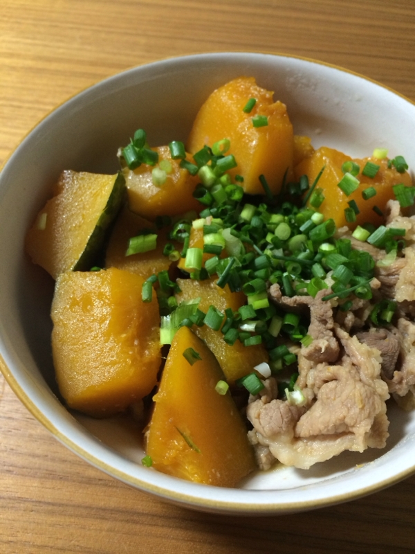 生姜と塩麹がポイント!かぼちゃと豚コマの煮物^o^