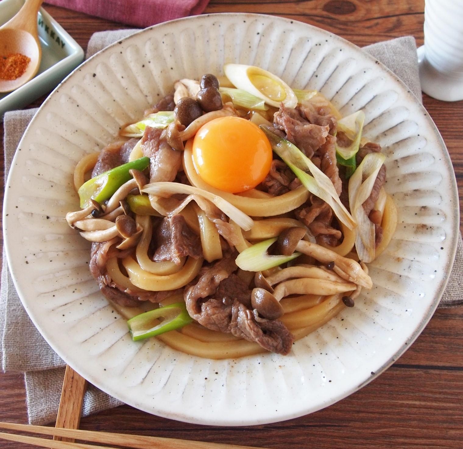 レンジ１回で！汁なしすき焼きうどん