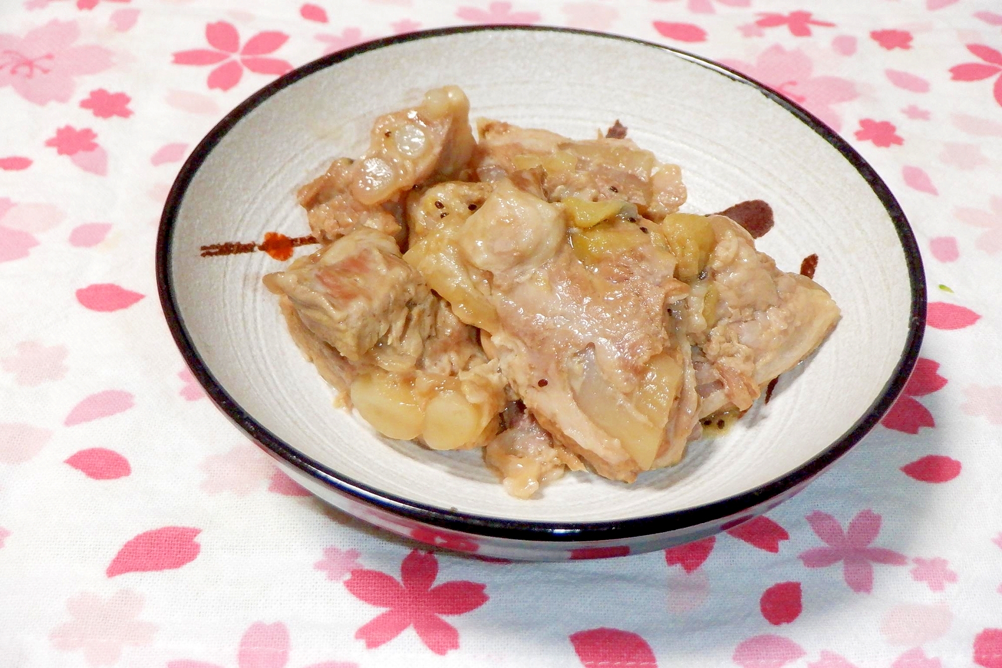 味付け簡単❤キウイで柔らか～❤豚軟骨のさっぱり煮