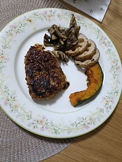 肉汁ジューシー！ハンバーグ☆
