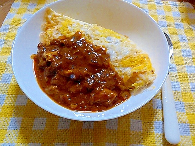 残り物なのに洋食屋さん風♪ビーフシチューオムライス レシピ・作り方