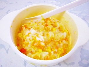 離乳食中期 にんじんと黄味のおかゆ レシピ 作り方 By へんてこぽこりんママ 楽天レシピ