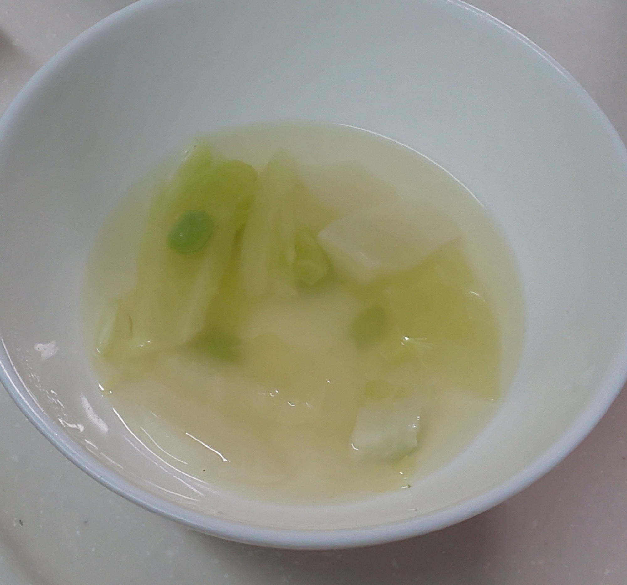 大根☆キャベツ☆枝豆の中華スープ