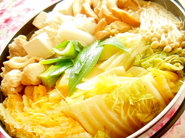 昆布出汁de❤白菜とW鶏と茸と車麩と豆腐のお鍋❤