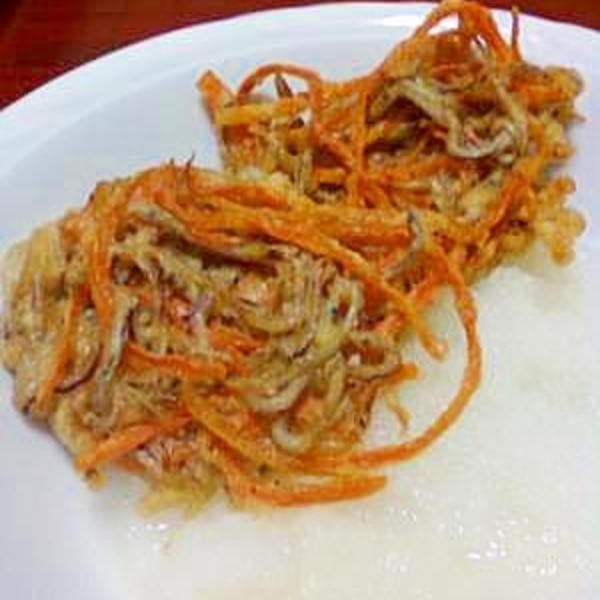 外サク内フワ こうなごと人参のかき揚げ レシピ 作り方 By イササボラ 楽天レシピ 外サク内フワ こうなごと人参のかき揚げ レシピ 作り方 By イササボラ 楽天レシピ