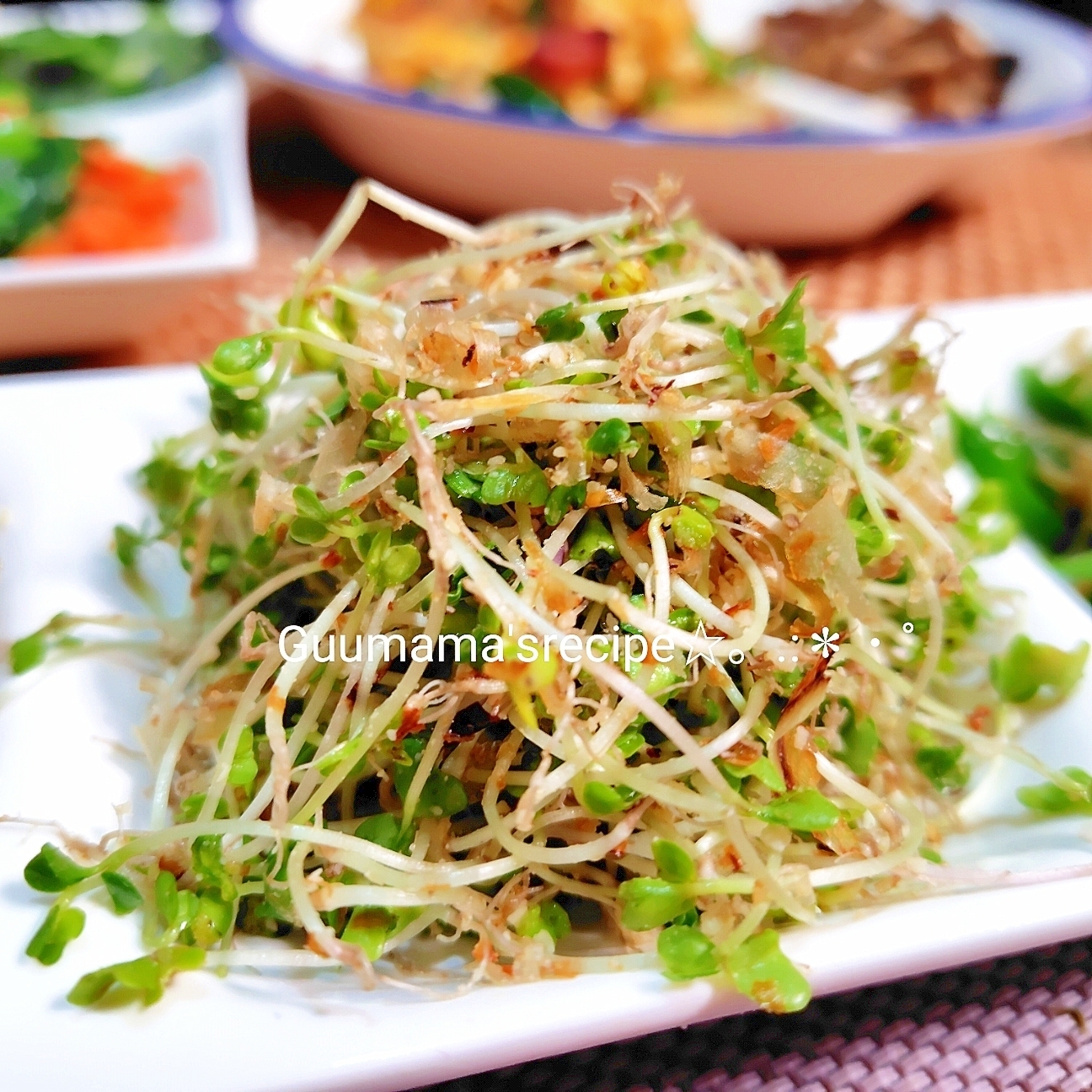 粉チーズ香る♡ブロッコリースプラウトのおかかポン酢