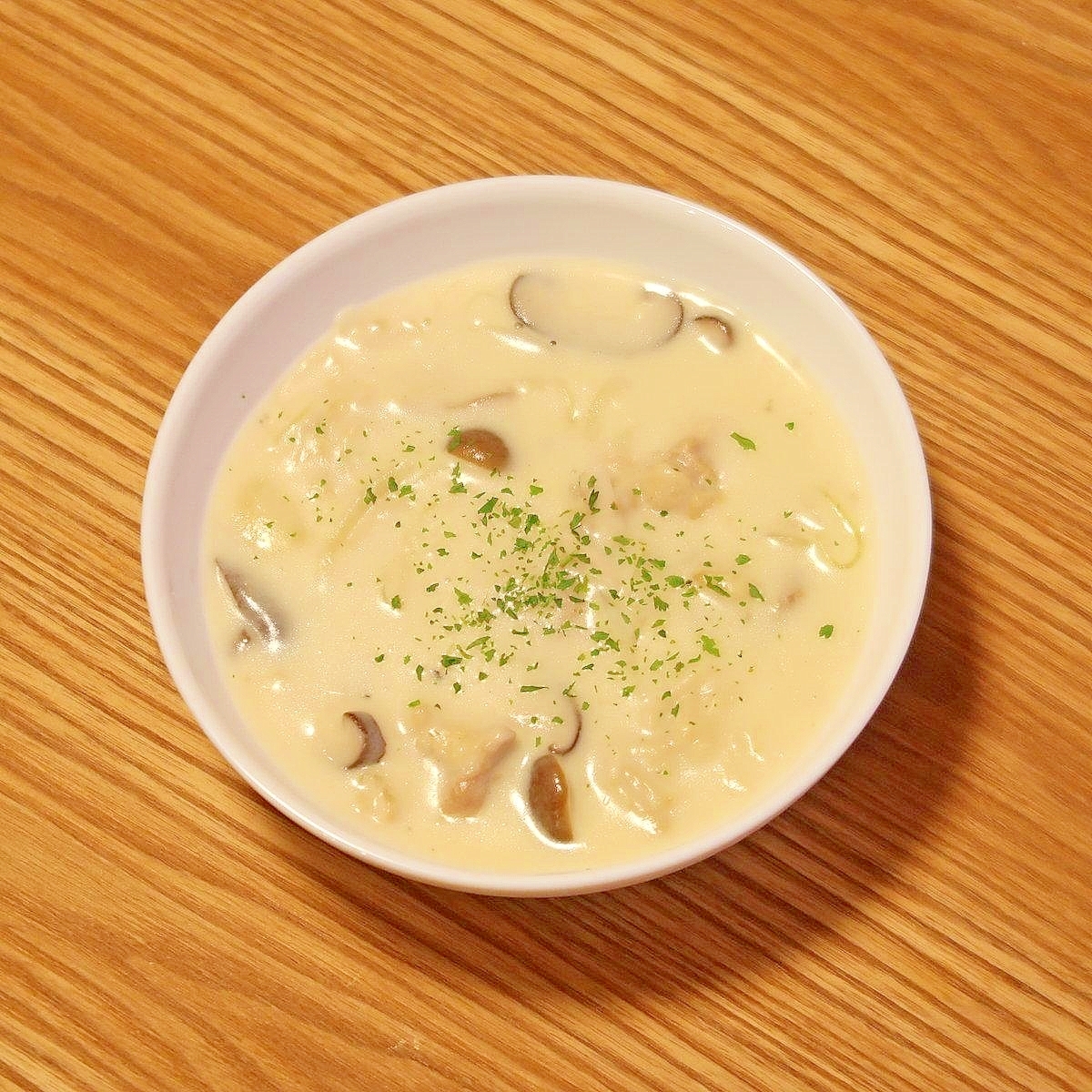 鶏と３種のきのこのクリームシチュー☆米粉★減塩志向