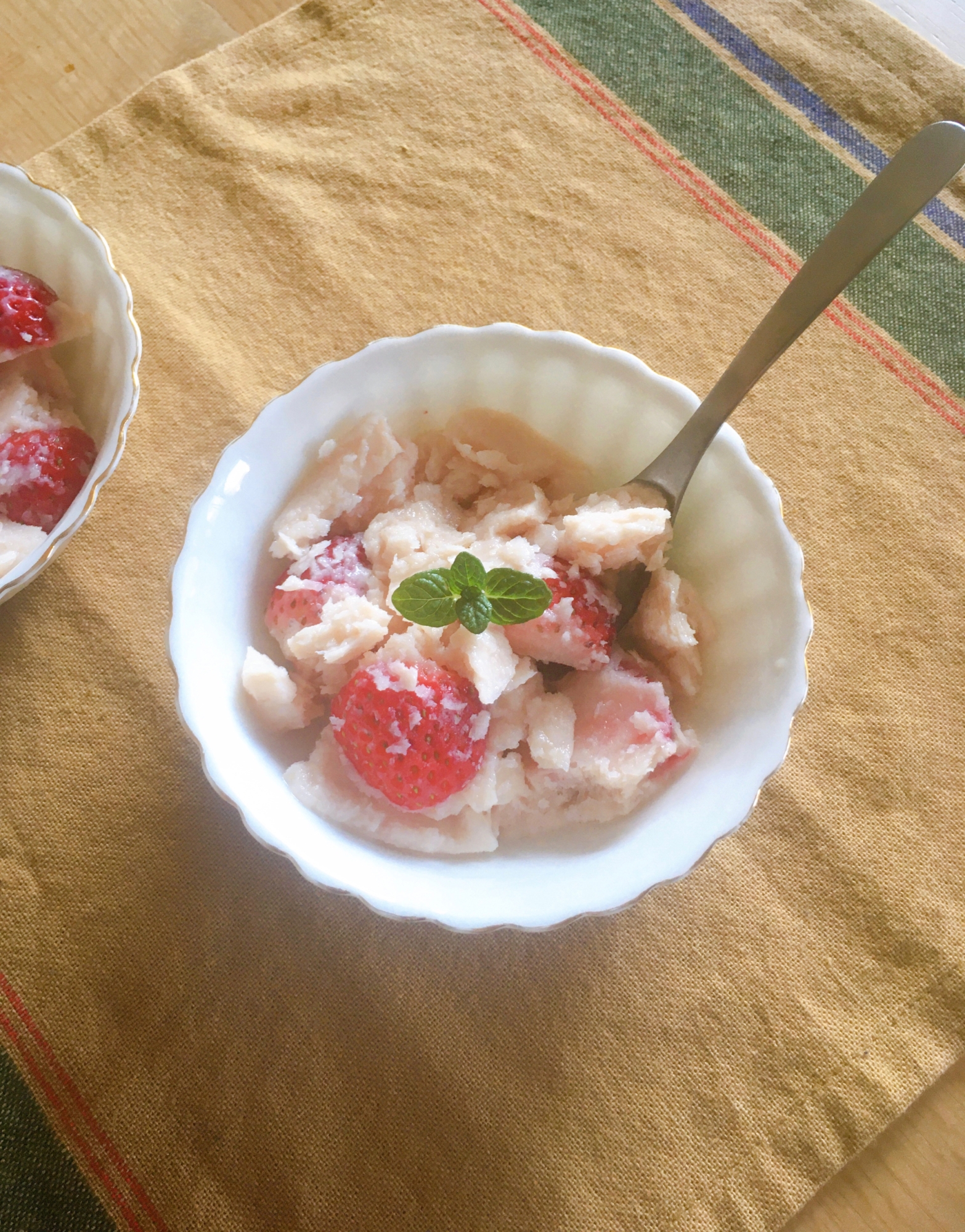 カルピスで簡単 豆乳いちごシャーベット レシピ 作り方 By ヤスのり子 楽天レシピ
