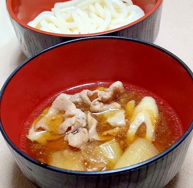豚肉と長ねぎと竹輪のつけうどん