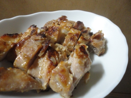塩麹・味噌・生姜に漬けた鶏モモ肉 焼き