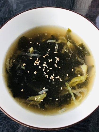 短時間でお手軽に作れて良いですね。
さっぱりとした味で美味しいので、色々な料理に合いそうですね。